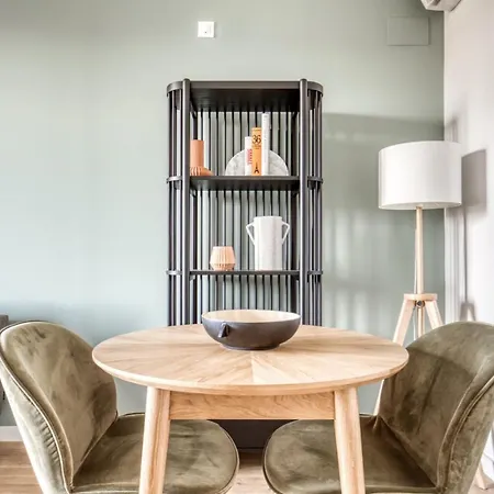 Apartment Stylish 2br *